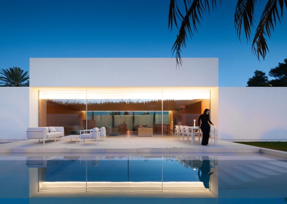 Casa Cano por Fran Silvestre Arquitectos. Fotografía por Jesús Orrico