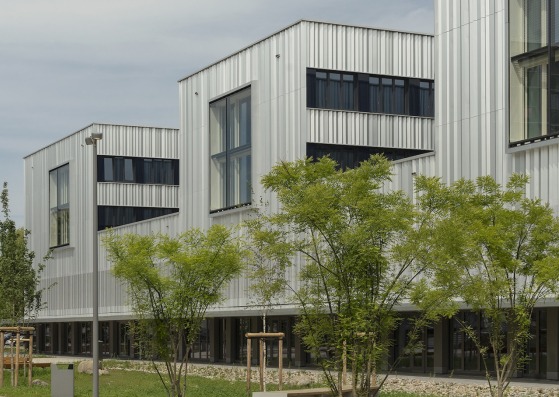 Federal University of Public Administration by Sauerbruch Hutton. Photograph by Jan Bitter