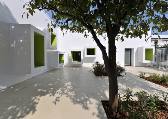 The Kindergarten of the German School of Athens by Potiropoulos D+L Architects. Photography © Charalambos Louizidis