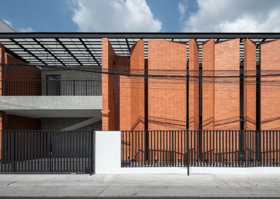 Pakkret House por Archimontage Design Fields Sophisticated. Fotografía por DOF Sky|Ground
