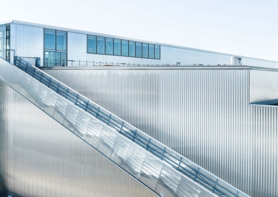 Trumpf sports hall by Barkow Leibinger. Photography by David Franck