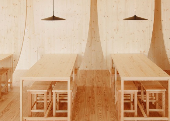 Tarouca Gastro Bar by Bruno Dias Arquitectura. Photography by Hugo Santos Silva