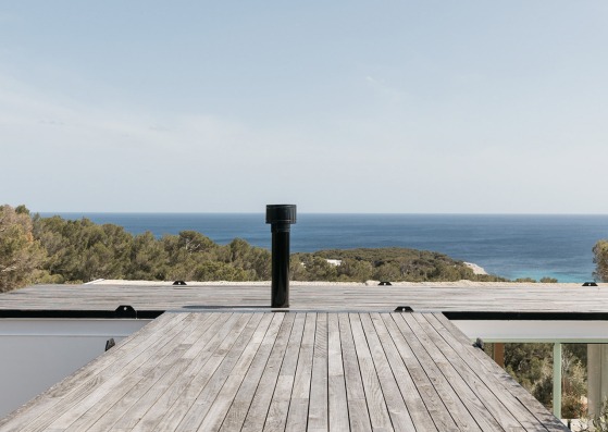 Casa en Menorca por delaVegaCanolasso. Fotografía por Paco Marín