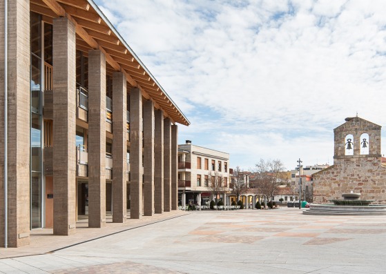 Centro Cultural de Carbajosa de la Sagrada por Gabriel Gallegos Borges. Fotografía por Gabriel Gallegos Alonso