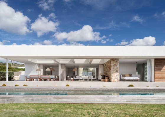 Casa M by Gabriel Montañés. Photograph by Adrià Goula