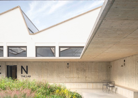 Galenicum New Headquarters by Harquitectes. Photography by Adrià Goula