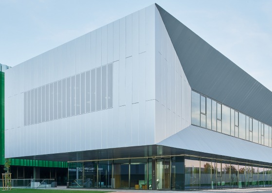 New R&D Headquarters and Production Building for Certest Biotec. IDOM. Photograph by Iñaki Bergera