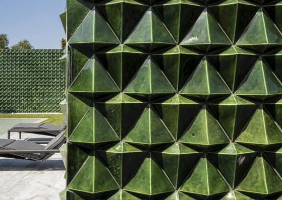 Casa Restelo AD25 por João Tiago Aguiar. Fotografía por Fernando Guerra | FG+SG