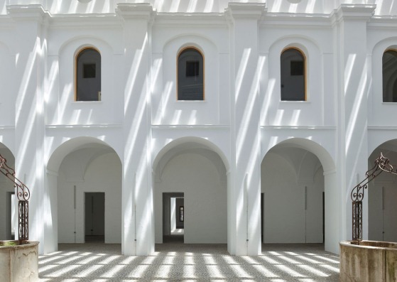 Recovery of the Old Hospital of San Sebastián by José María Sánchez García. Photograph by Roland Halbe 