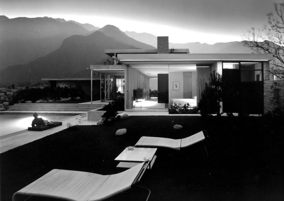 Kaufmann House, fotografiada por Julius Shulman en 1947