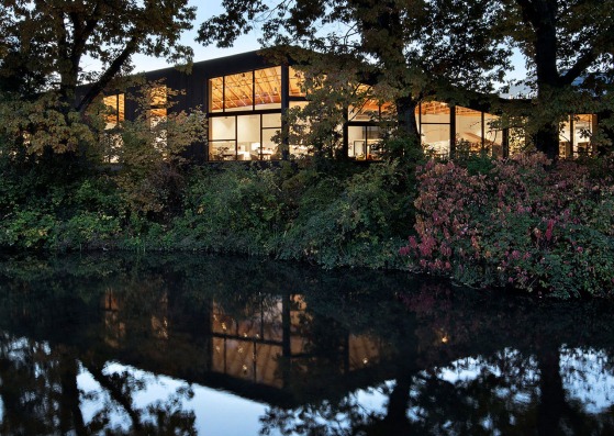 Ledding Library por Hacker architects. Fotografía por Jeremy Bittermann 