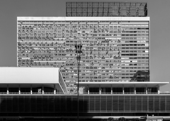 Bauhaus inflections in São Paulo series by Leonardo Finotti