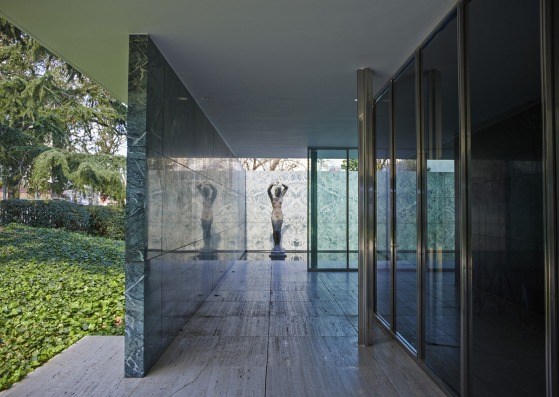 El Pabellón de Mies sin Puertas. "Segunda reconstrucción", por Jordi Bernadó. Fotografía © Pietro Milici