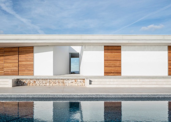 Casa E by Gabriel Montañés. Photograph by Adrià Goula