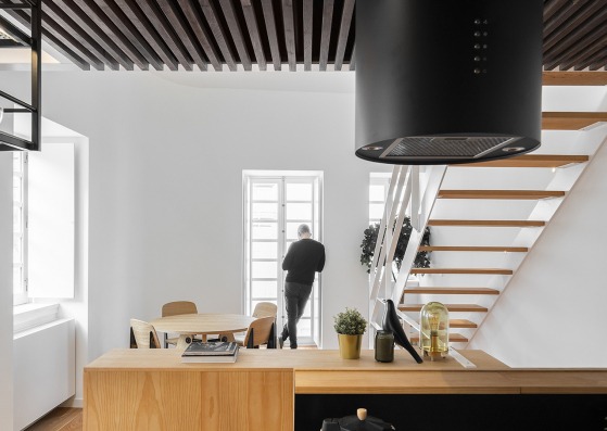 Casa dos Oleiros by Paulo Martins Arquitecto. Photograph by Ivo Tavares Studio