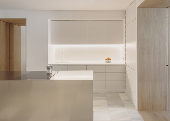 Vivienda en Prosperidad por PRÁCTICA . Fotografía por Imagen Subliminal