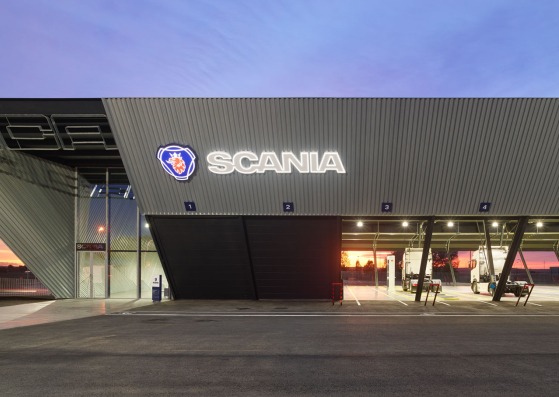 New Scania facilities by EOVASTUDIO architects. Photograph by Roland Halbe
