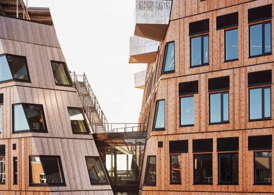 Vertikal Nydalen, un nuevo edificio de uso mixto por Snøhetta. Fotografía por Lars Petter Pettersen