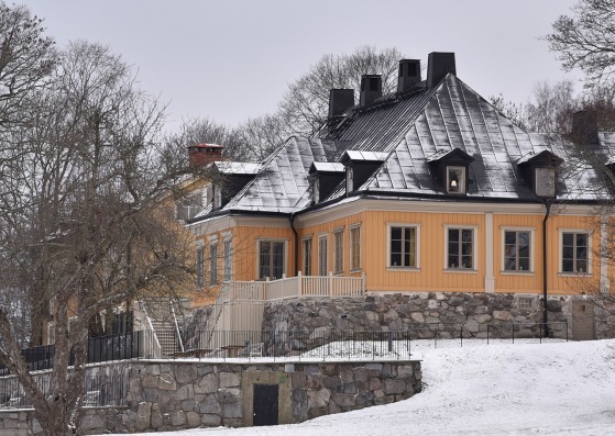 Stora Sköndal's Manor by Metropolis Arkitekter. Photography by Caspar von Vegesack
