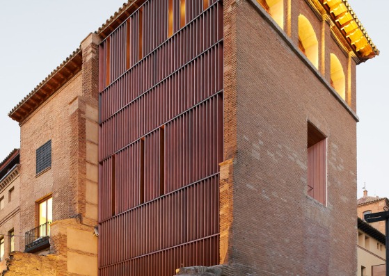 Renovation of Huesca City Archives. Photography © Iñaki Bergera. Courtesy of ACXT