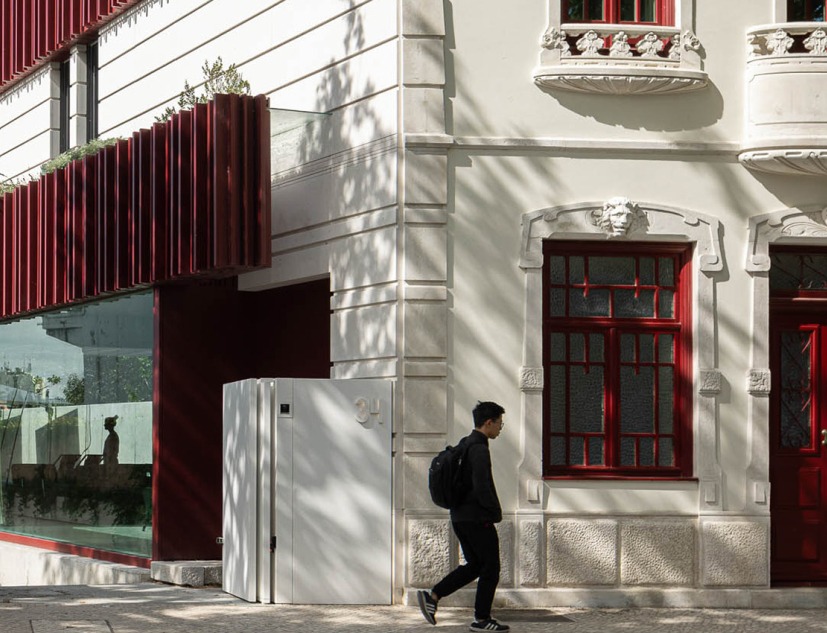 The Park House by Paulo Martins. Photograph by Ivo Tavares