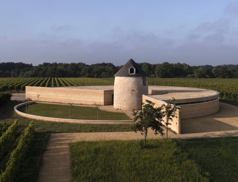 Bodega «Vignoble de Rhuys» por de Carmen Maurice Architecture. Fotografía por Guillaume AMAT