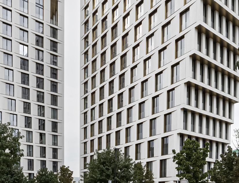 "White Khamovniki" by Tsimailo Lyashenko and Partners. Photograph by Anastasia Samoilova