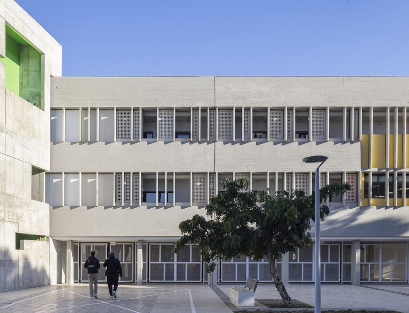 Technological Center - Ashdod by Daniel Azerrad Architects. Photograph by Amit Geron