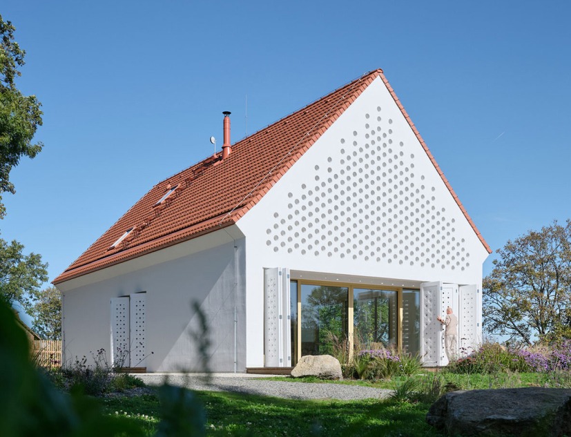 Casa Oskar por Jan Žaloudek Architekt. Fotografía por BoysPlayNice
