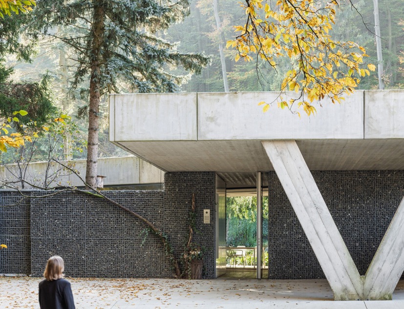 Banánka house by Paulíny Hovorka Architects. Photograph by Matej Hakár