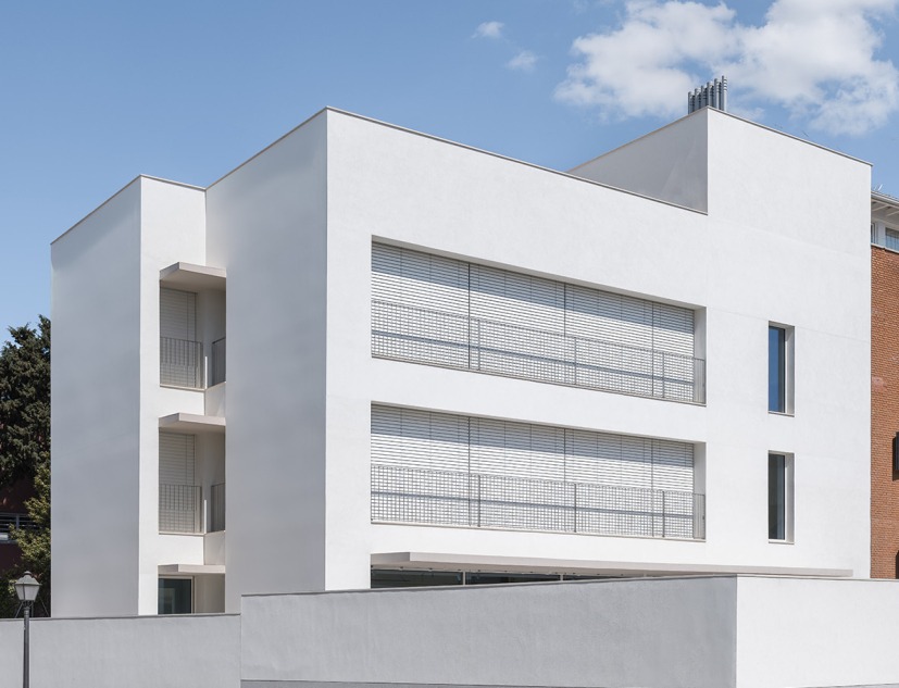Three dwellings in the Colonia El Viso by Riaño Arquitectos, GCA Architects. Photograph by Imagen Subliminal