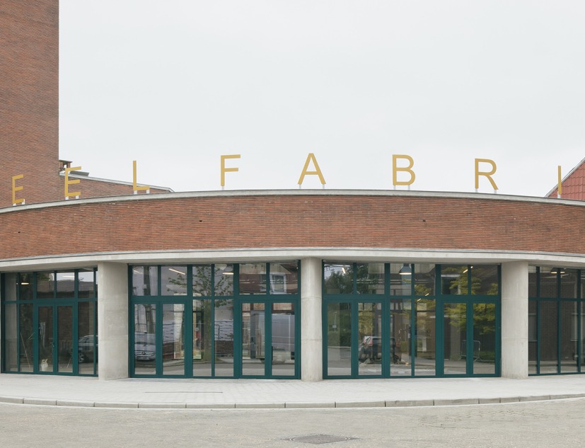 Fábrica para compartir y reutilizar por ATAMA. Fotografía por Stijn Bollaert