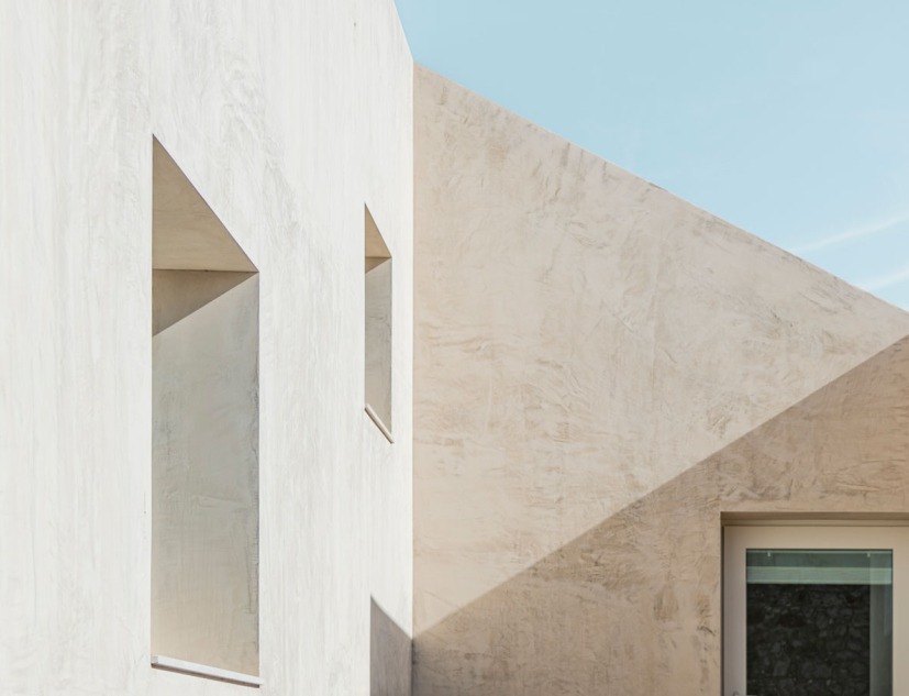 Casa en Olhão por Estudio Ods Arquitectos. Fotografía por Frederico Martinho