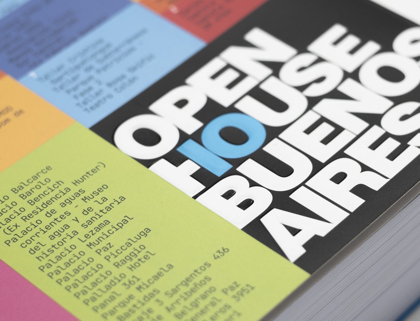 Book cover. Buenos Aires Open House 10 Years. Photograph by Albano García. Courtesy by Cohabitar Urbano