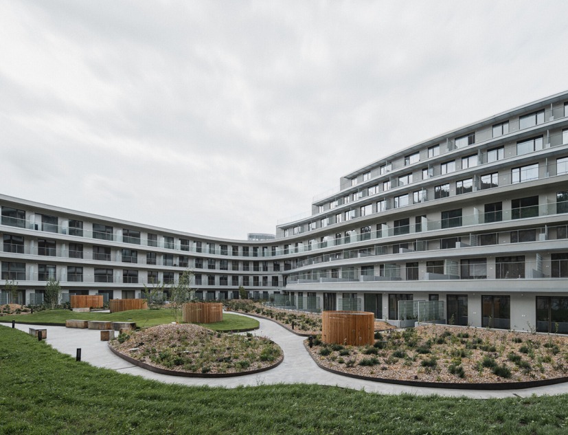 Diorit Residence por Architekti DRNH. Fotografía por Pavel Barták