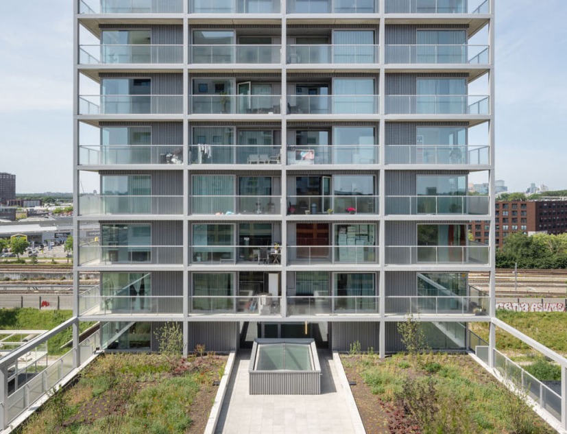 Social Housing Complex "De Vrijheid" by Atelier Kempe Thill architects and planners. Photograph by Ulrich Schwarz