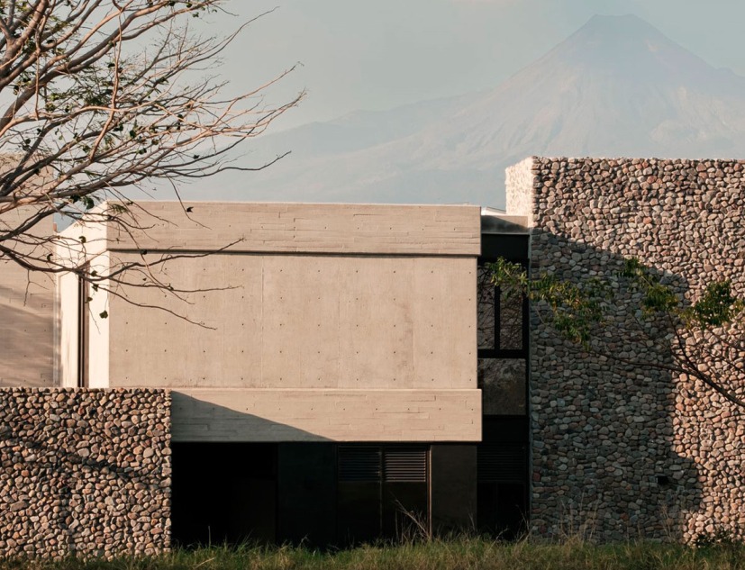 Vivienda contemplativa. Casa Seye por Di Frenna Arquitectos. Fotografía por Lorena Darquea