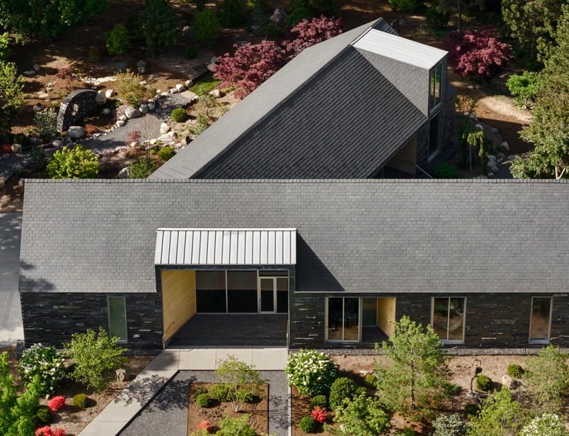 Lakeside by Disbrow Iannuzzi. Photograph by Rafael Gamo 