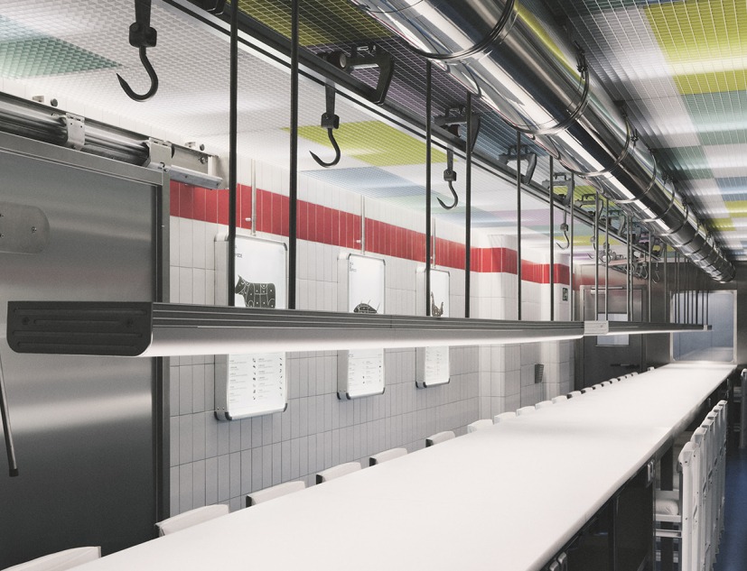 "Sala de Despiece SDD1" by yyplusplus. Photograph by Enanei