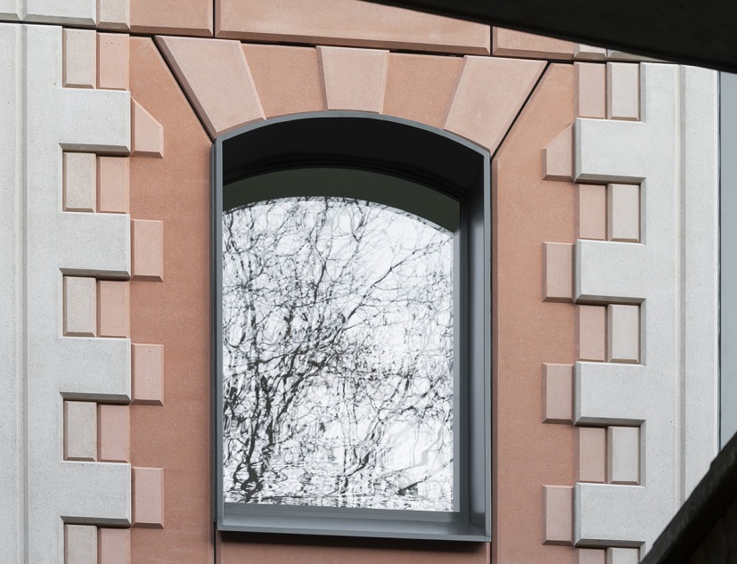 Trace by Bureau de Change. Photograph by Gilbert McCarragher 