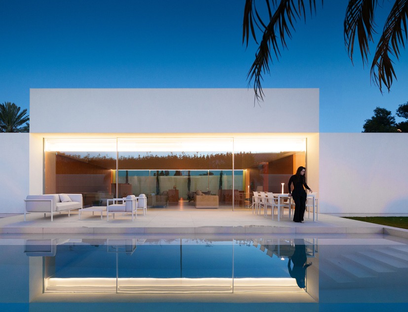 Casa Cano por Fran Silvestre Arquitectos. Fotografía por Jesús Orrico