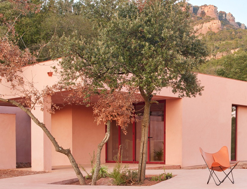 «Casa Sota la Mola» por Twobo. Fotografía por José Hevia