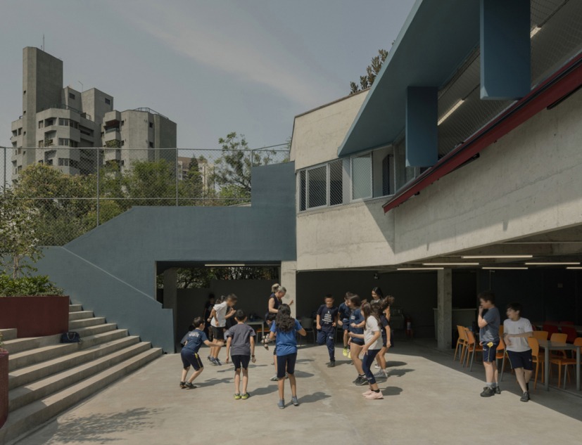 São Sabas College by Guido Otero Arquitetura. Photograph by Federico Cairoli