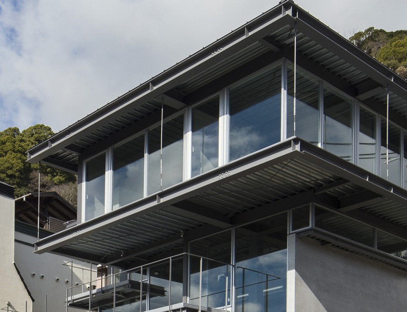 House in Kitano by Tomohiro Hata Architect & Associates. Photograph by Toshiyuki Yano