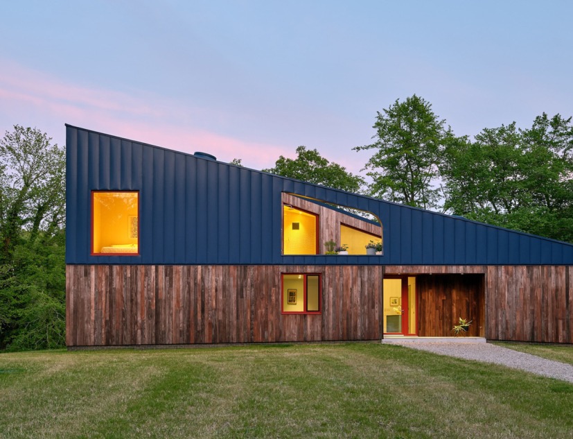 Casa del río por WORKac. Fotografía de Bruce Damonte