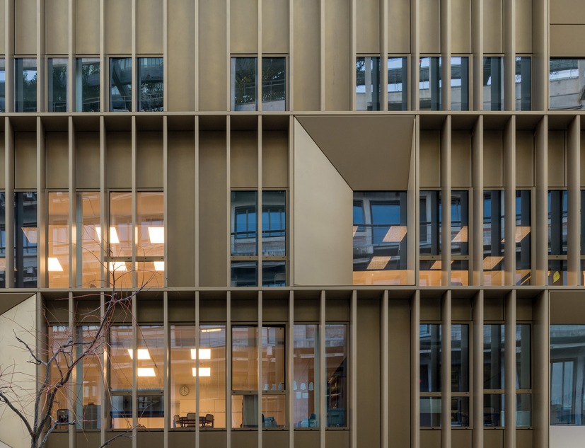 School complex Sophie Germain by Marjan Hessamfar and Joe Vérons. Photograph by Jean-François Tremege