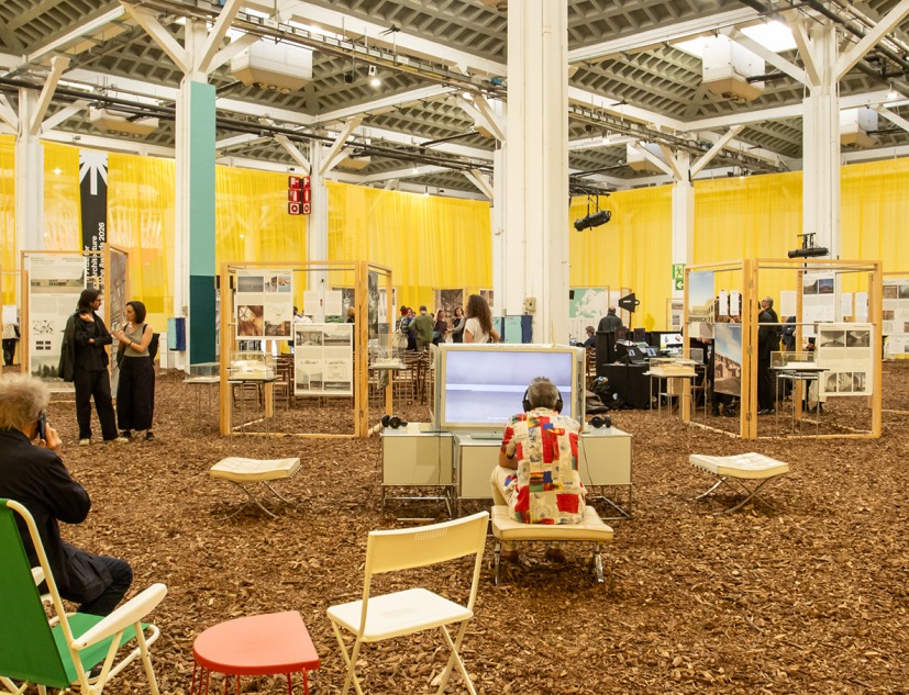 «¿Qué es esto? ¿Un spa, un gimnasio, un zoo de animales pequeñitos?». La Fundació Mies van der Rohe exhibe su colección en el Palau Victòria Eugènia. Fotografía por Anna Mas