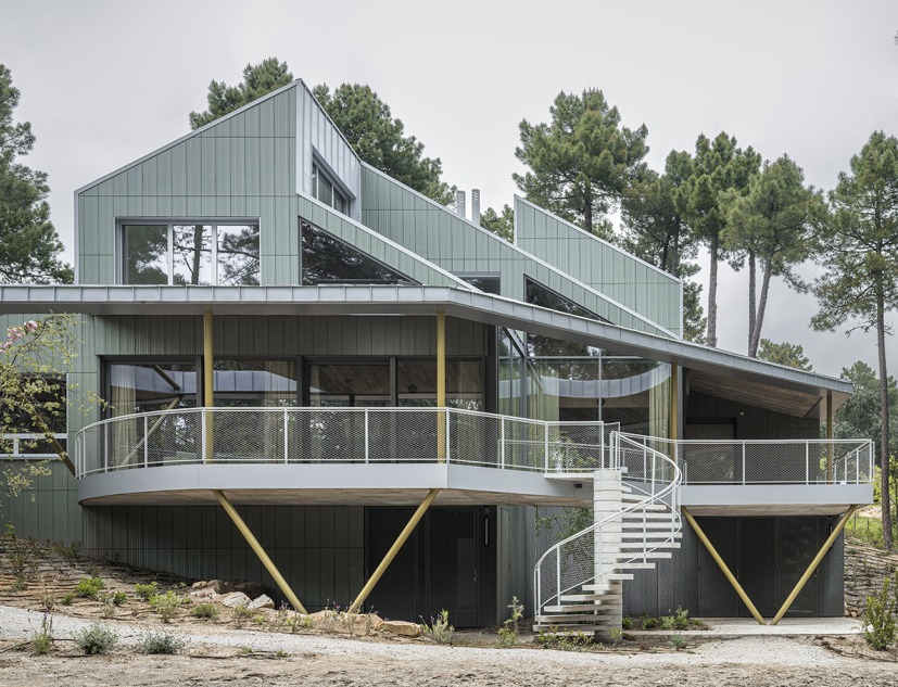 «Camp-Alliances. Untanking Housing» por Ignacio G. Galán, Álvaro M. Fidalgo, Arantza Ozaeta. Fotografía por Imagen Subliminal 