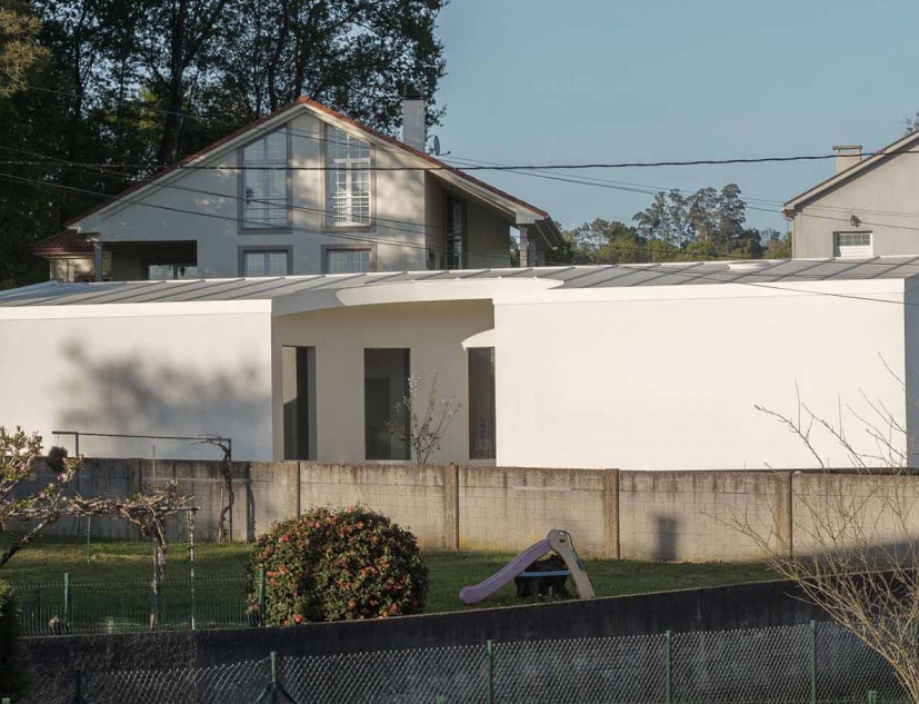 Cecebre House by Sinaldaba. Photograph by Luís Díaz Díaz.