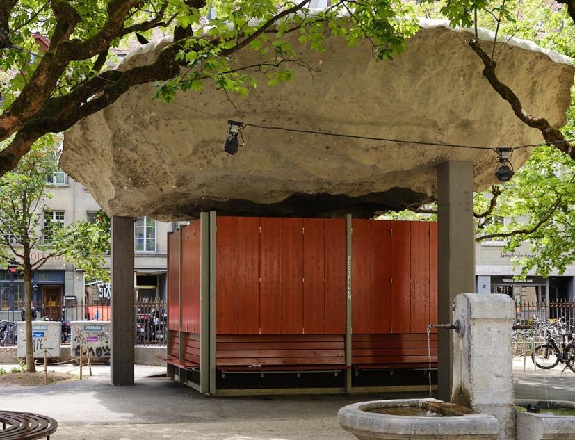Reurbanización del patio del PROGR en Berna, Suiza, porSalewski Nater Kretz, Miriam Sturzenegger y bbz landscape architects. Fotografía por David Aebi
